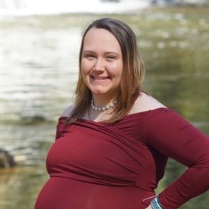 Meet your Posher, Abigail